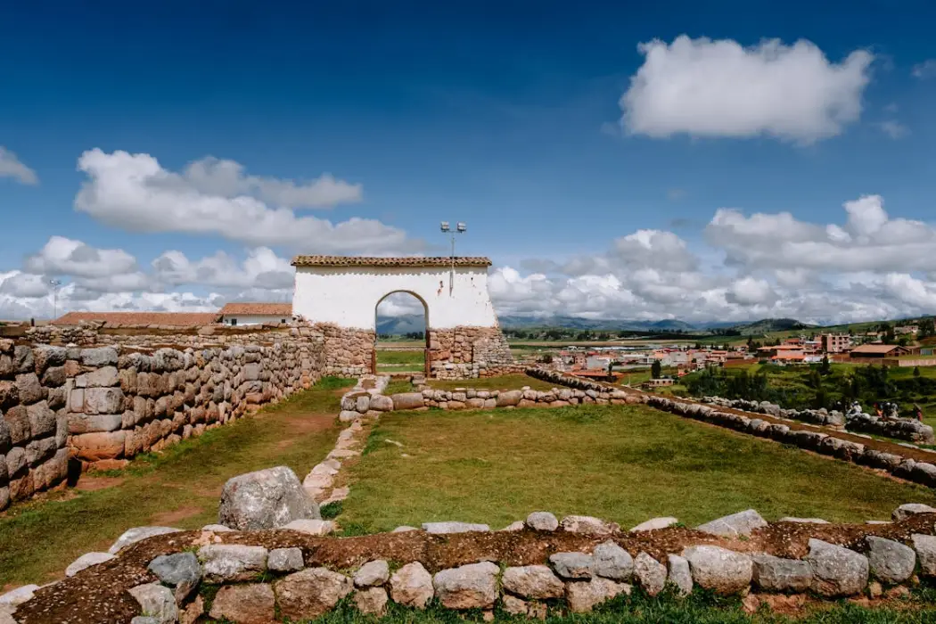 Sacred Valley VIP Tour + Machu Picchu Connection 2 Days and 1 Night