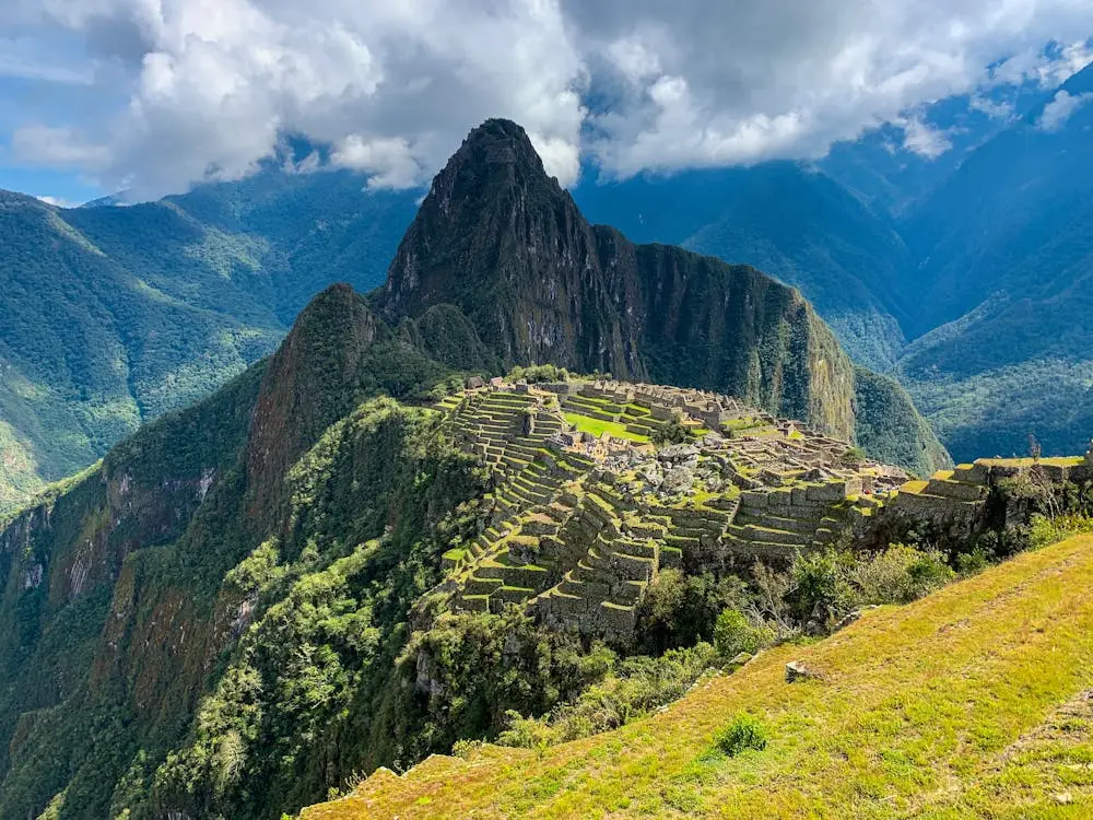 Traditional Sacred Valley and Machu Picchu Tour 2 Days and 1 Night